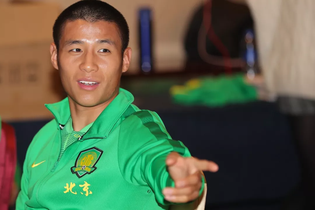 北京国安发布备战花絮，集结日临场应变，欧超杯任务艰巨，医务组通报恢复的简单介绍